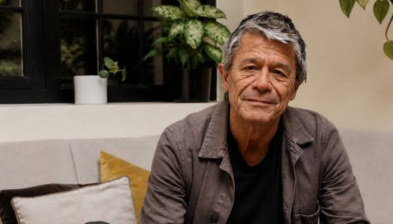 Emmanuel Carrère: “Escribir no te da todos los derechos; no es necesario llegar a viejo para tomar conciencia de cierto límite moral”.