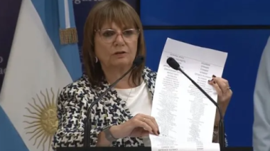 El Gobierno anunció su reforma migratoria, que incluirá más requisitos para la residencia a extranjeros y deportación exprés