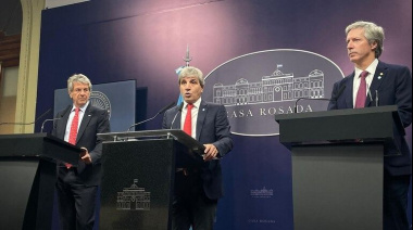 Dólares en el colchón: el Gobierno anunció la reducción de controles a los consumos, ahorros y gastos
