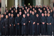 Quiénes son los agustinos, la orden del nuevo papa: una comunidad mendicante con 800 años de historia y vocación misionera