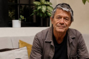Emmanuel Carrère: “Escribir no te da todos los derechos; no es necesario llegar a viejo para tomar conciencia de cierto límite moral”.